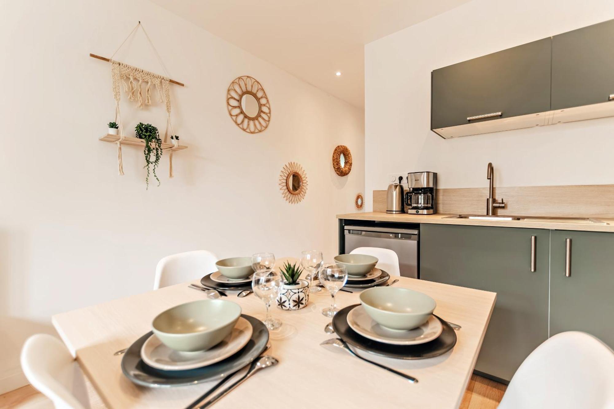 Chez Quentin & Thibaut Apartment Dagneux Екстериор снимка