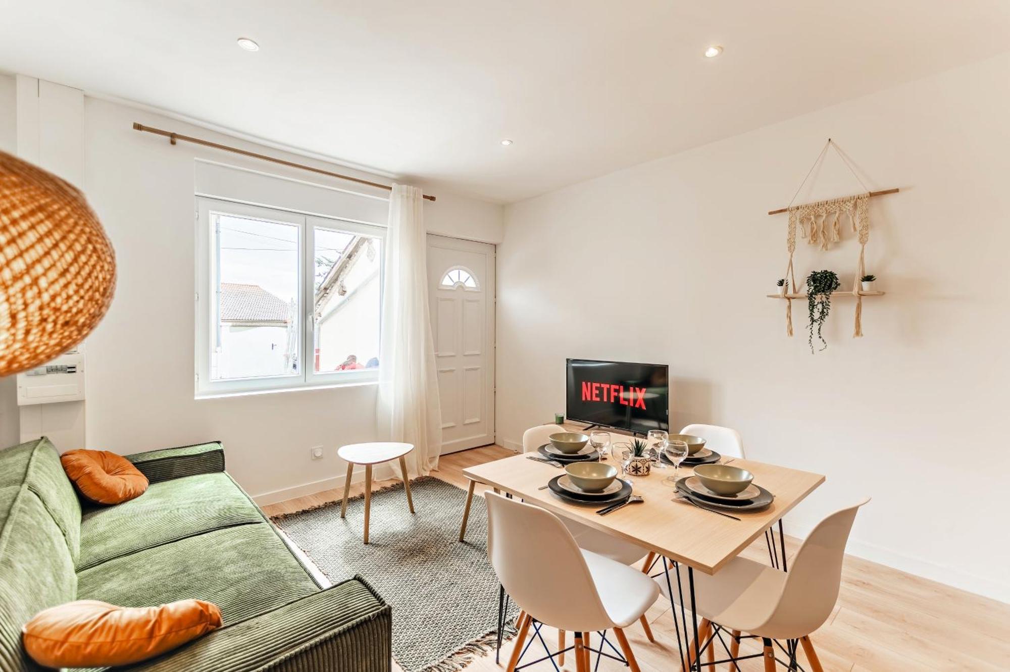 Chez Quentin & Thibaut Apartment Dagneux Екстериор снимка