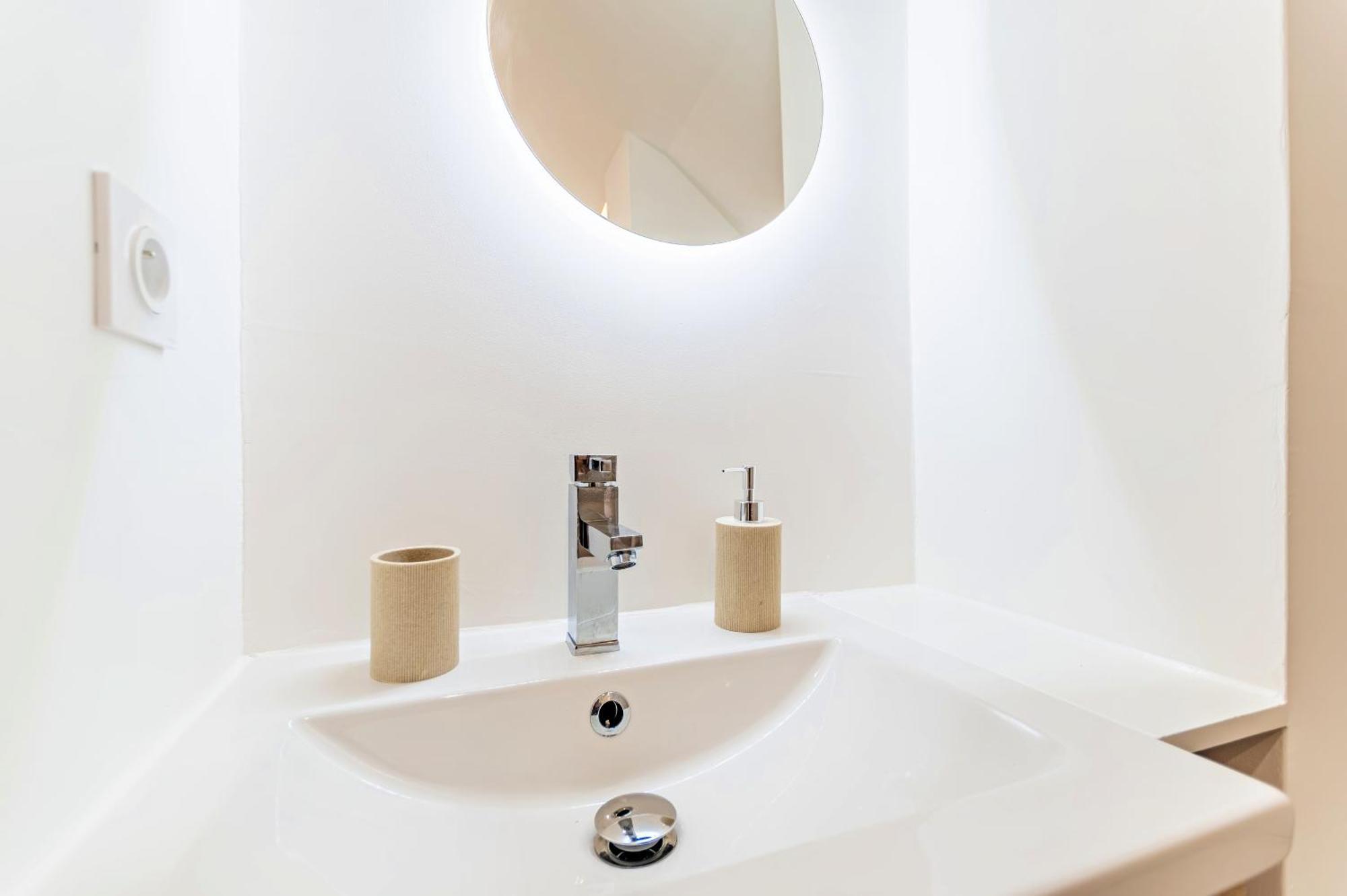 Chez Quentin & Thibaut Apartment Dagneux Екстериор снимка